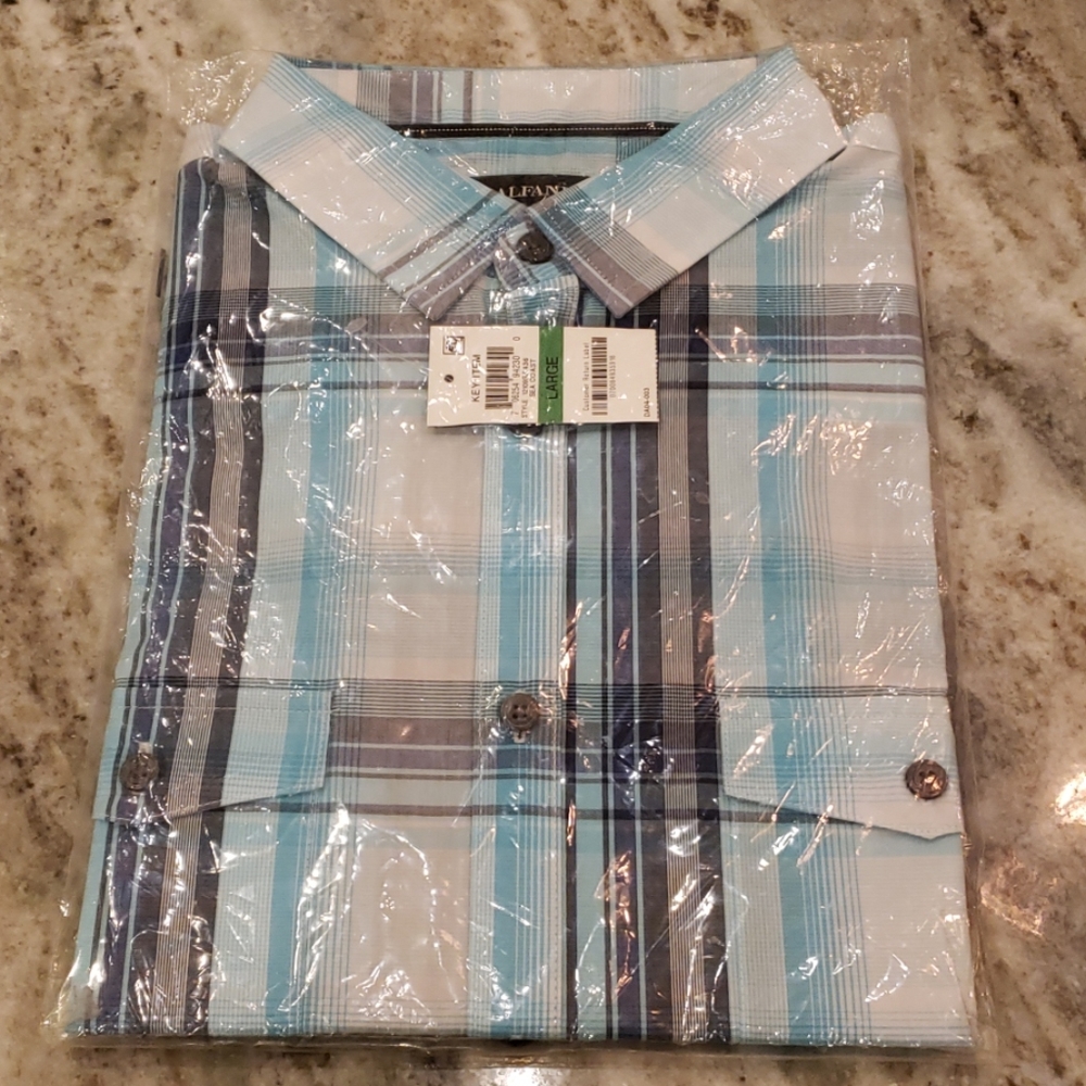 Brand new in plastic Alfani blue button down